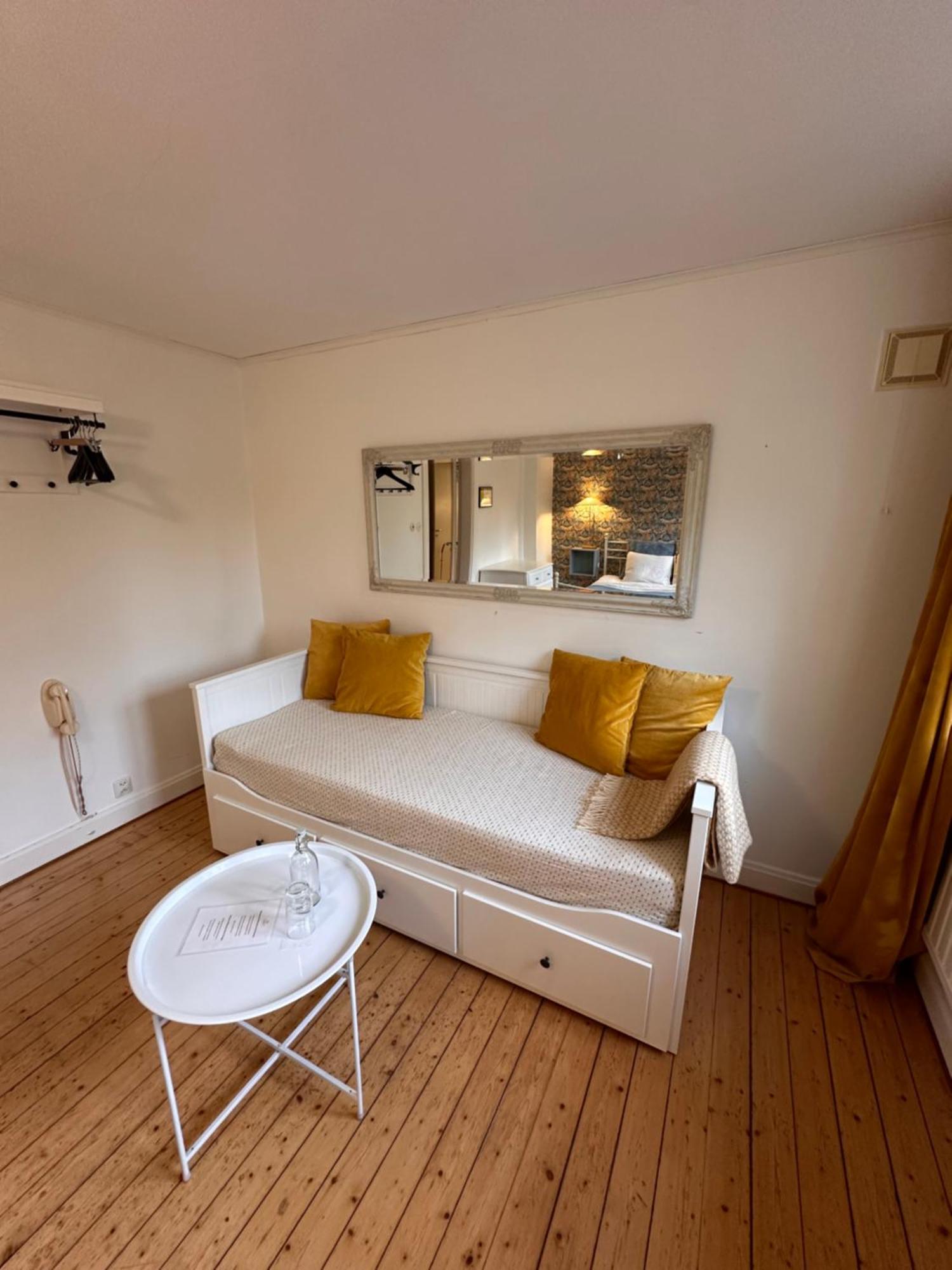 Minnesberg Bed & Breakfast Trelleborg Esterno foto